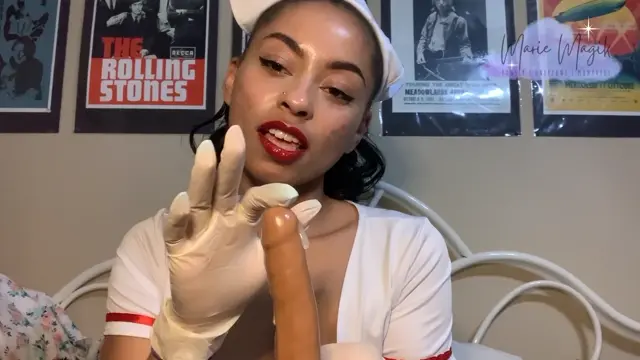 Poster: mxmmymxrie – Nurse Handjob Exam