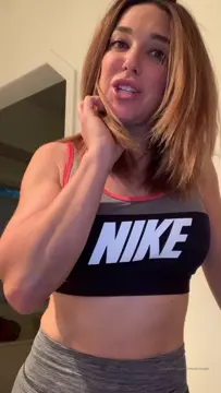 Poster: moniquestranger 08-01-2020 Feeling fine and fit – check out my ass