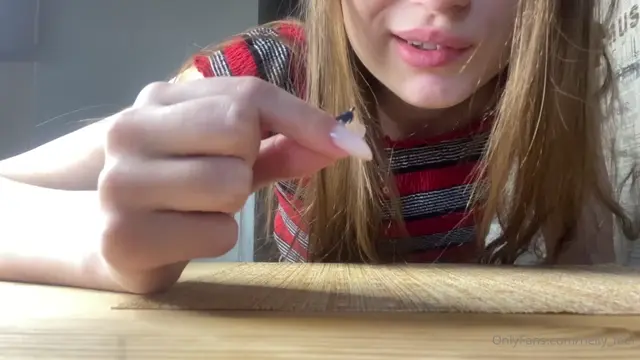 Poster: Nely Giantess – Giantess Story