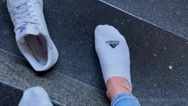 Poster: 115 goddessmona 912022-04-16-0h1c3wiosflqoqlr1plh6 source