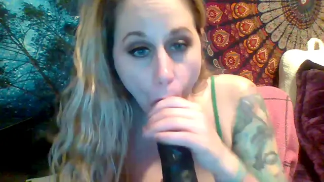 Poster: bigboobfun1 – naughty mommy ahegao blow job